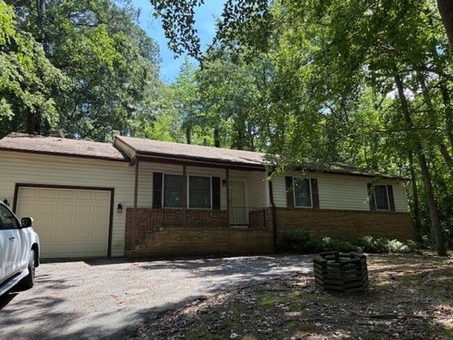 Building Photo - Rambler with Garage in Drum Point Rental