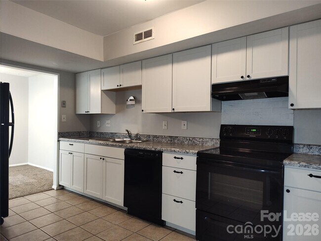 Photo - 7001 Stonington Ln