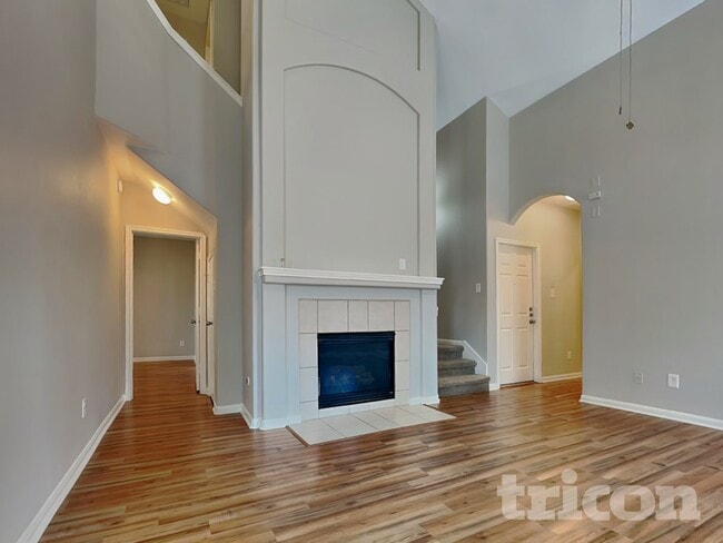 Photo - 2011 Rycroft Dr