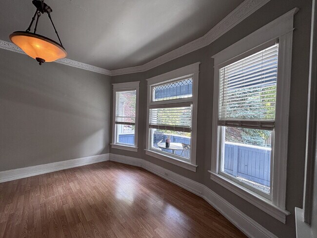 Photo - 718 S Yakima Ave Unidad 1