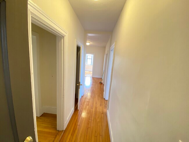 Photo - 431 Cambridge St Unit 3