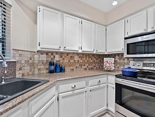 Photo - 16301 Ledgemont Ln Unit 223.91