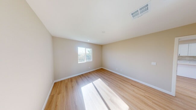 5635 Dorothy Way