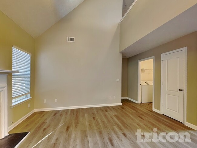 Photo - 266 Summer Hill Cir