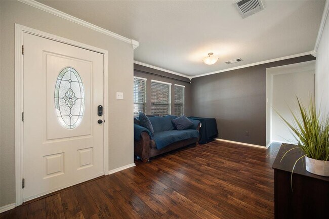 Photo - 308 Sunny Brook Dr