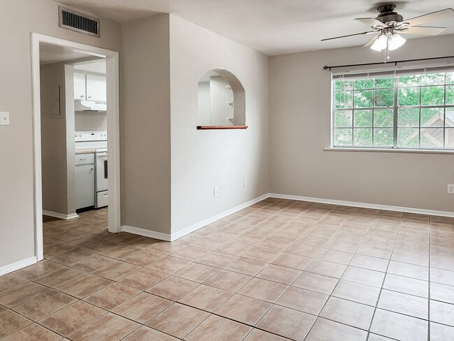 Photo - Beautiful Condo Near Moncus Park