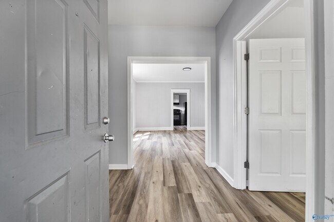 109 5th Ave NW