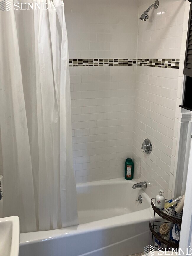 Photo - 2 Cypress St Unit 2