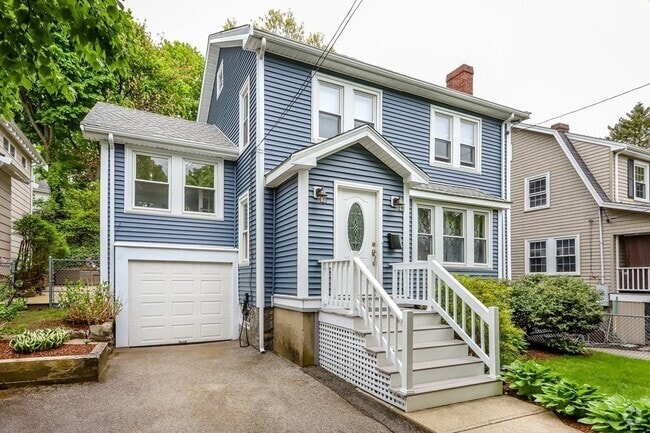 Building Photo - 179 Milton St Rental
