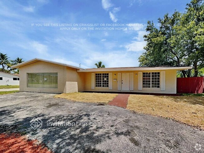 Building Photo - 4915 Johnson St Rental