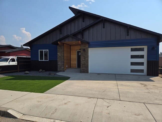 Building Photo - 212 Annie Ave