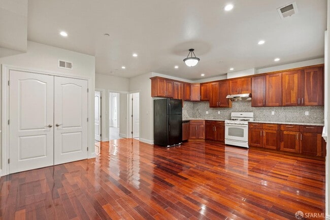 Photo - 1280 20th Ave