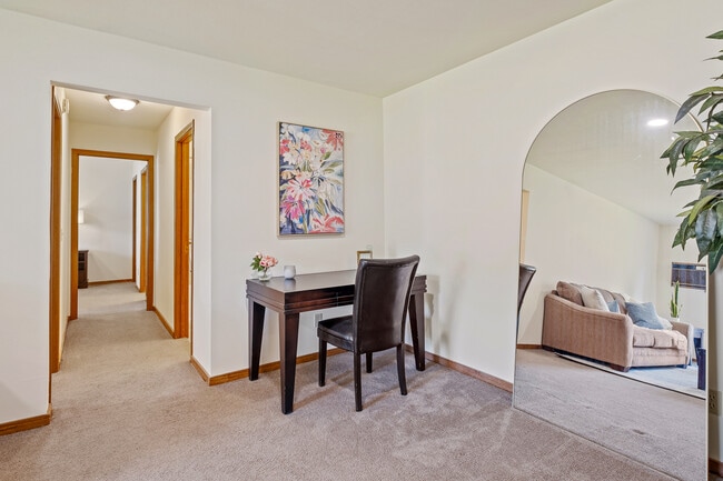 Brookmeadow Apartments