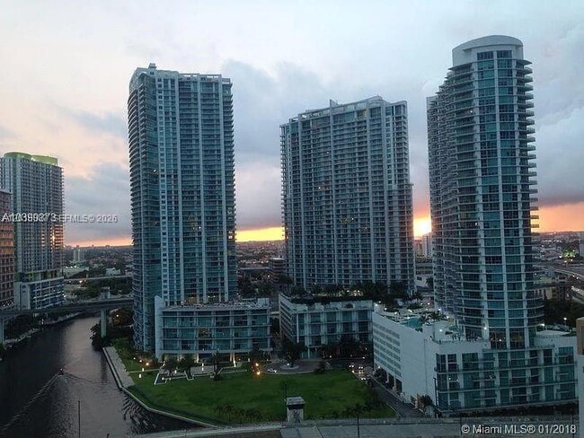 Photo - 31 SE 5th St Unit 2305