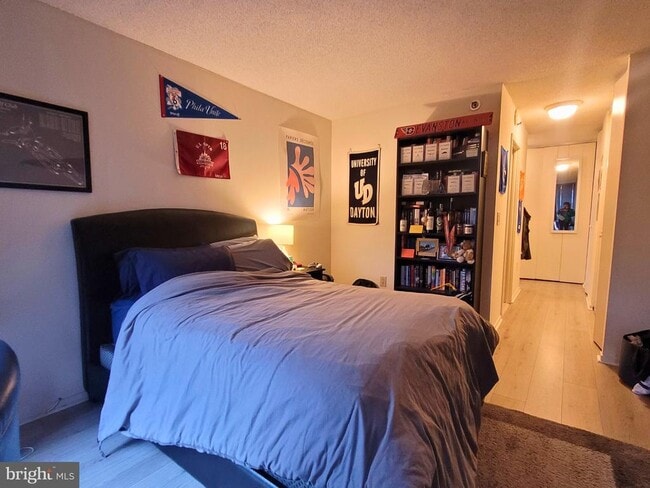 Photo - 2020 Walnut St Unit 22H