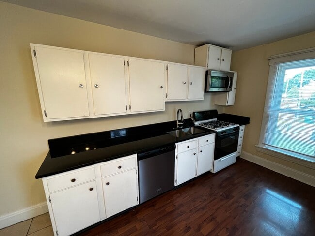 Photo - 1476-1478 Michigan Ave.   Mgt Unidad 1478 Michigan Ave.