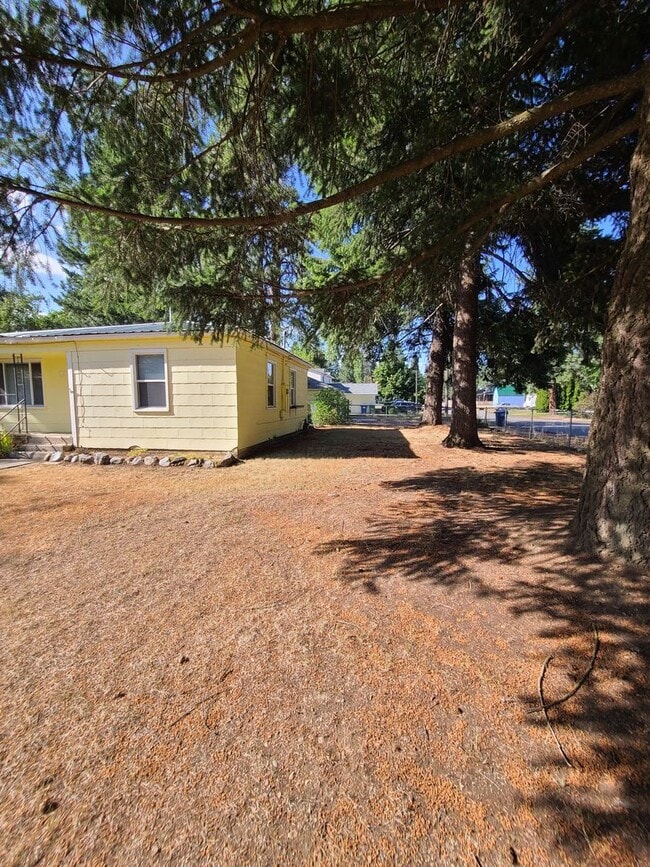 Photo - 11TH AVENUE HOUSE (P#297)