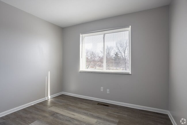 Photo - Claridge House Apartments