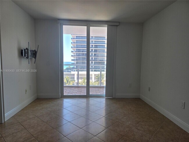 Photo - 5880 Collins Ave Unit 806