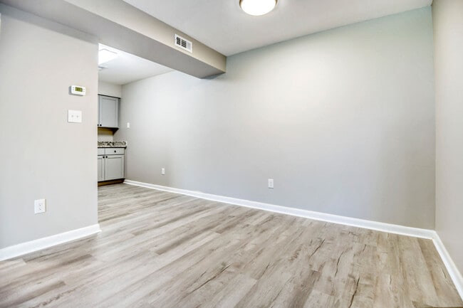 Photo - 2005 Magnolia Woods Ct