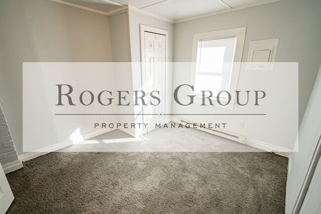 Photo - 525 Hatch St