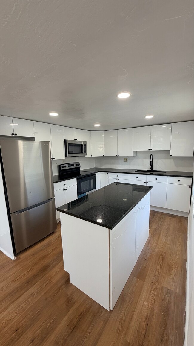 Photo - 414 Phippen Waiters Rd Unidad #1