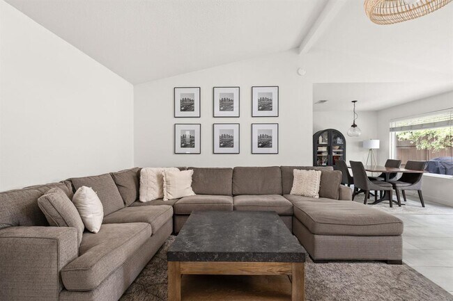 Photo - 8000 Treehouse Ln