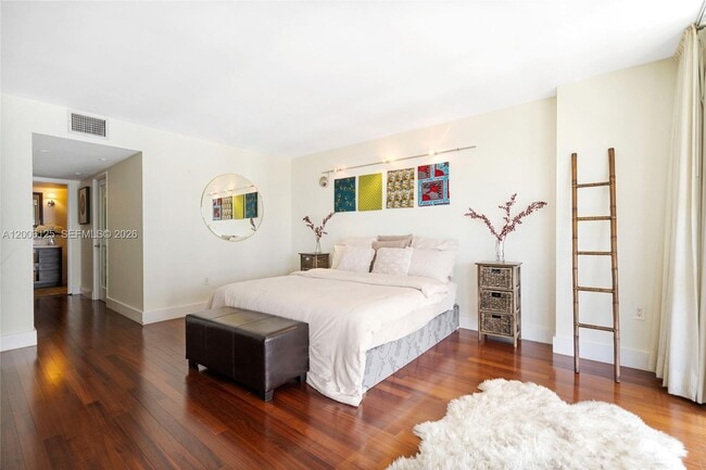 Photo - 600 NE 36th St Unit PH2