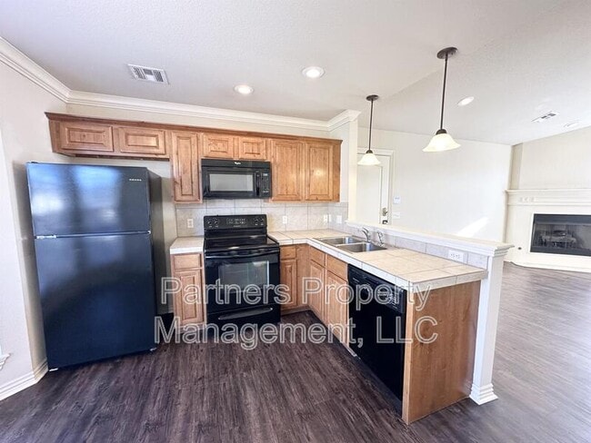 Photo - 2673 N Miranda St