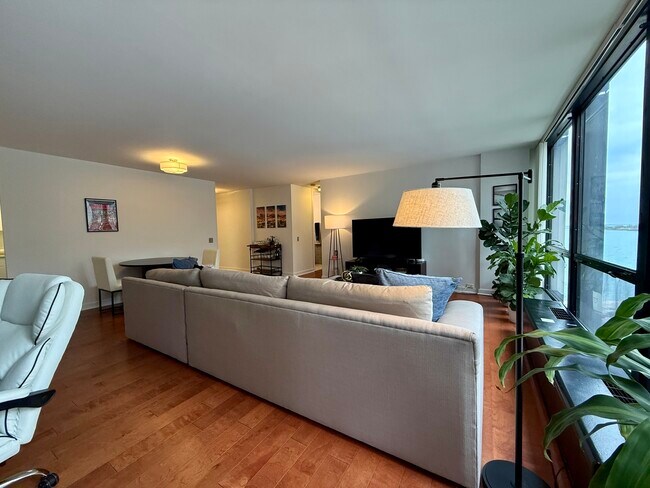 Photo - 900 N Lake Shore Dr Unit 812