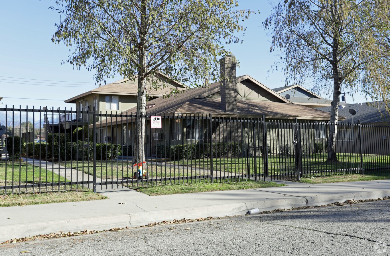 Photo - 2095 Guthrie St