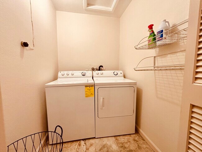 19 Gonzales St