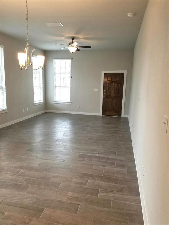 Photo - 160 Lakeview Ct