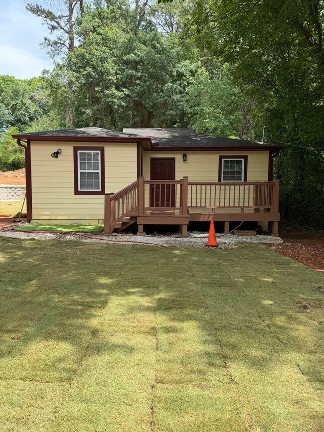 Photo - 637 Parkdale Dr
