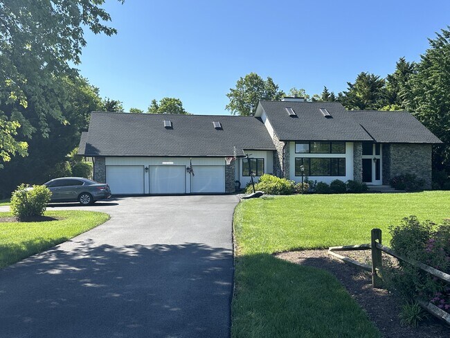 Photo - 1824 Pleasant Plains Rd Unidad A