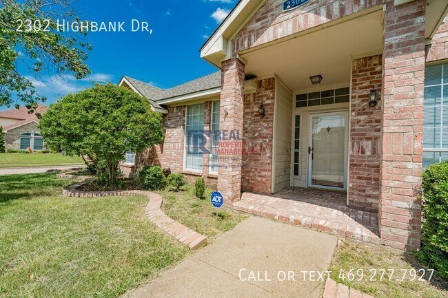 Photo - 2302 Highbank Dr
