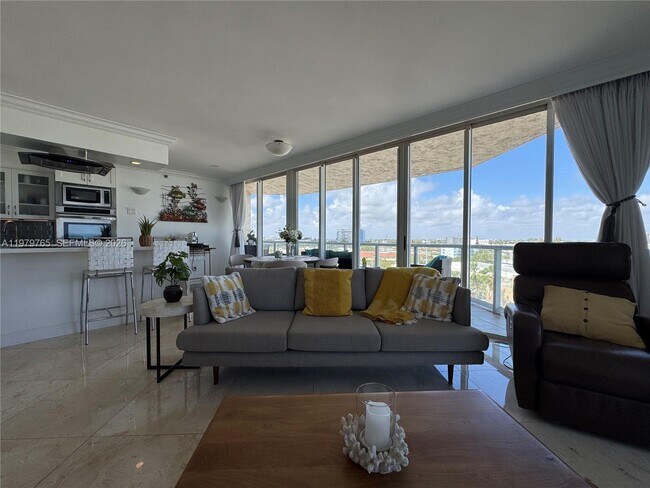 7330 Ocean Terrace Unit 8-D