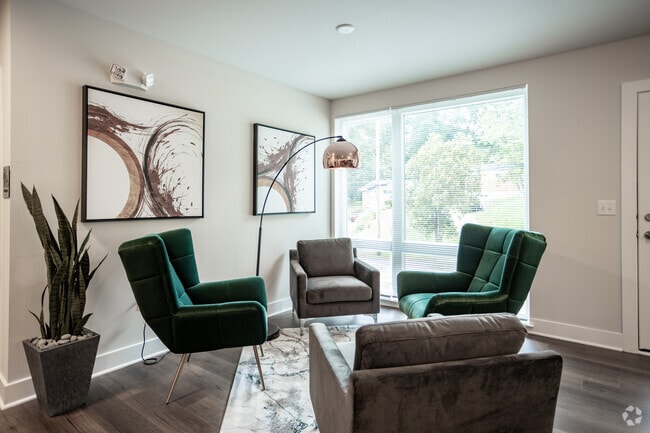 Evergreen Apartments
