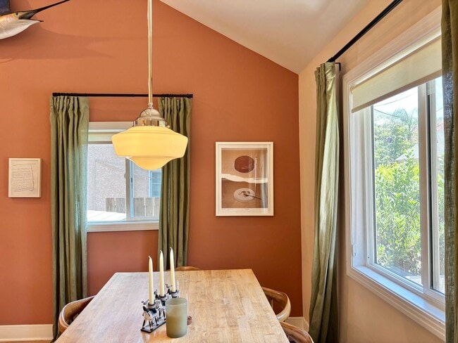 Photo - 261 S Ave 52