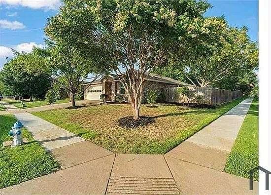 Photo - 1665 Stonehaven Pl