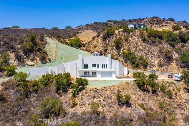 Photo - 2411 N Topanga Canyon Blvd House