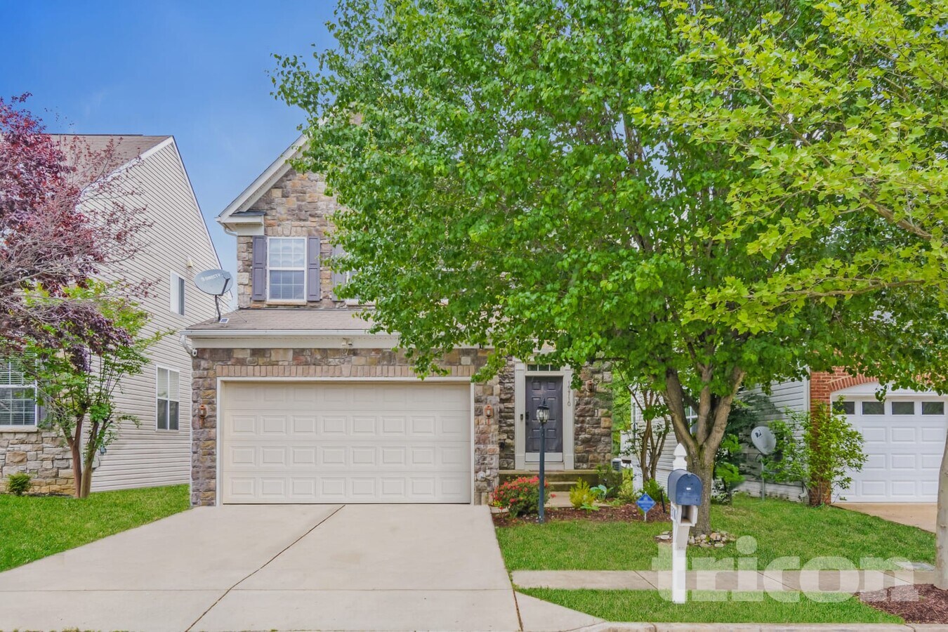 Photo - 15710 Chadsey la