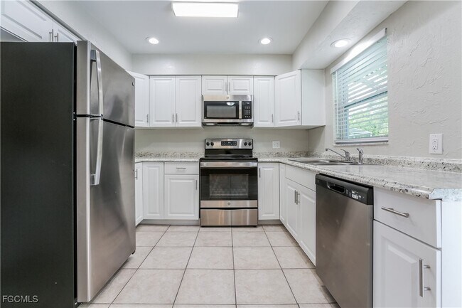 Photo - 282 Lorraine Ave