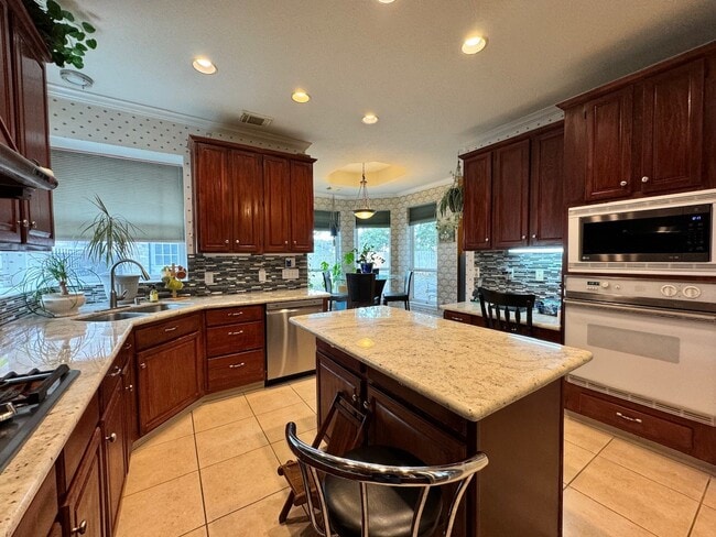 Photo - 9303 Bent Spur Ln