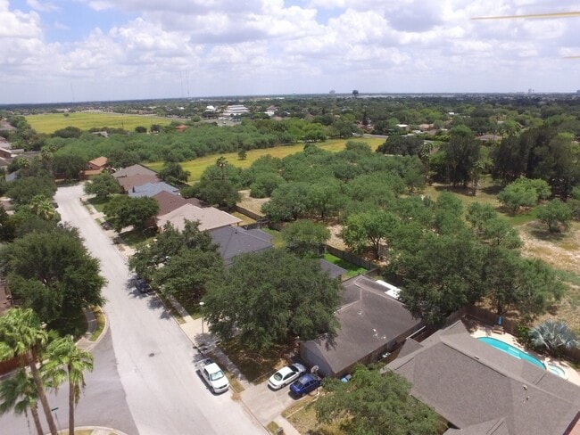 Photo - 3B/2B Mcallen ( Ware and Lark )