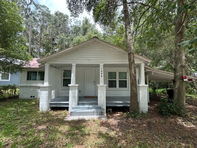 Building Photo - Charming 2 bedroom, 2 bath + bonus office ... Rental