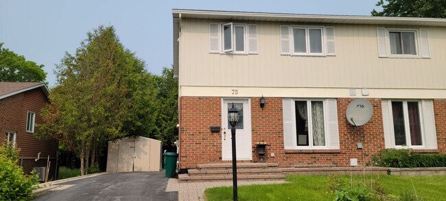 75 Dalehurst Dr Unit A