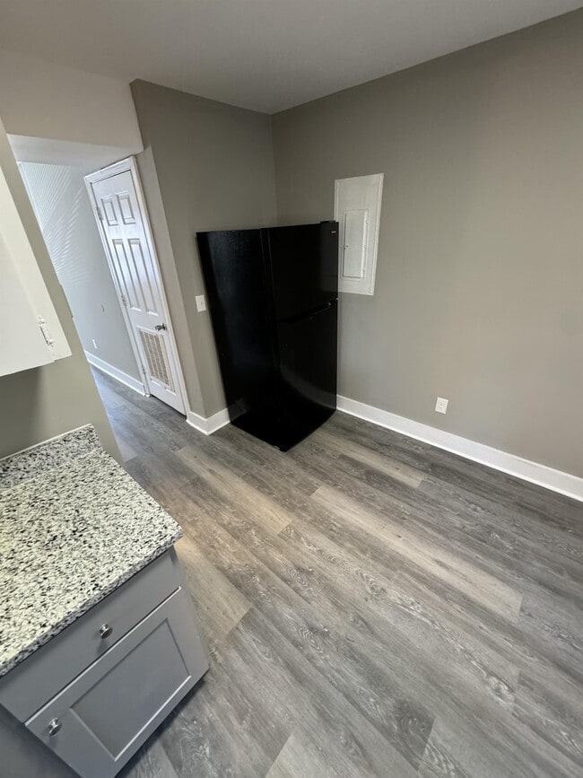Photo - 121 Aqua Ct