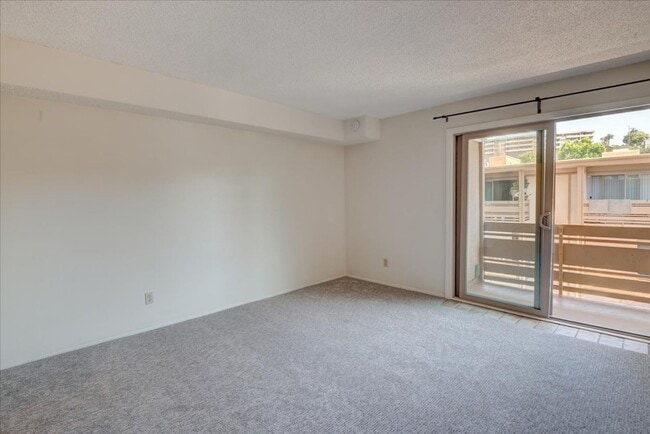 Photo - Fantastic 1 Bedroom Condo in Point Loma!! Unit 302
