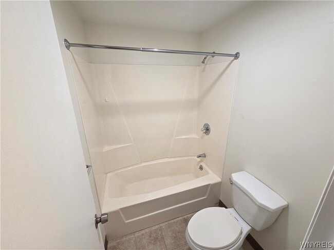 Photo - 255 Portage Rd